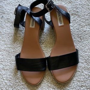 Steve Madden black strap shoes